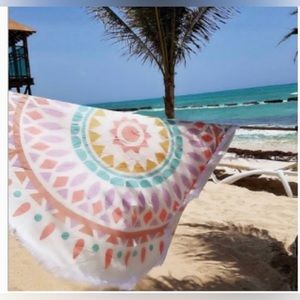 Gypsy 05: Boho Beach Roundie